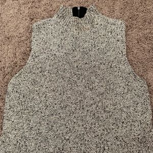 Sleeveless vest